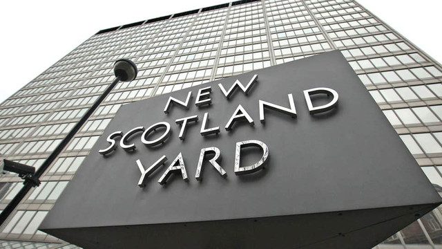 Contul de Twitter și de mail ale celebrului Scotland Yard au sparte. Poliția de la Londra a fost înjurată de pirați