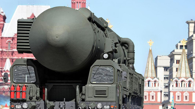 Rusia lasă să se înțeleagă că va desfășura rachete nucleare în Europa dacă SUA vor proceda în mod similar