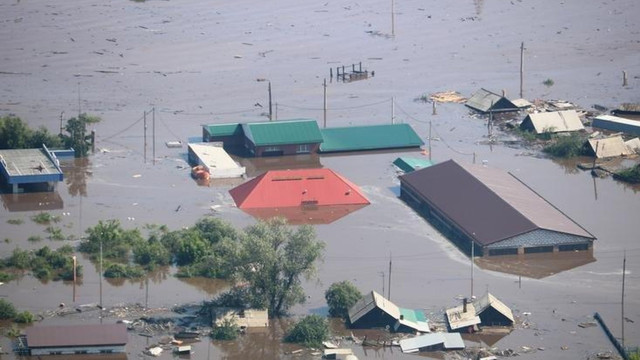 40 de persoane au murit în urma inundațiilor din Irkutsk, Rusia