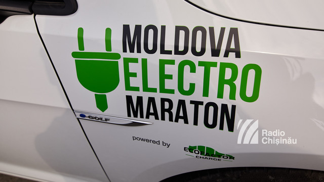 GALERIE FOTO | La Chișinău a avut loc primul maraton al automobilelor electrice