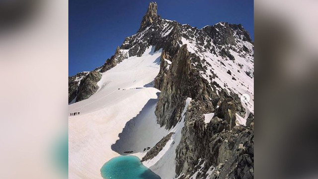 Căldura extremă topește zăpada în vârful munților Alpi. Un lac s-a format în doar 10 zile
