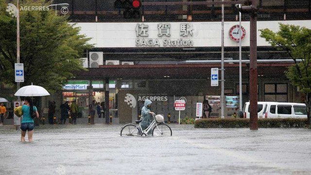 Japonia - Două decese în urma ploilor diluviene din sud-vestul țării
