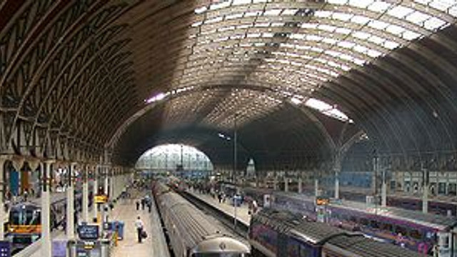 Turiștii străini nu vor mai putea folosi permisele europene de călătorie pe calea ferată în Marea Britanie începând de la 1 ianuarie 2020