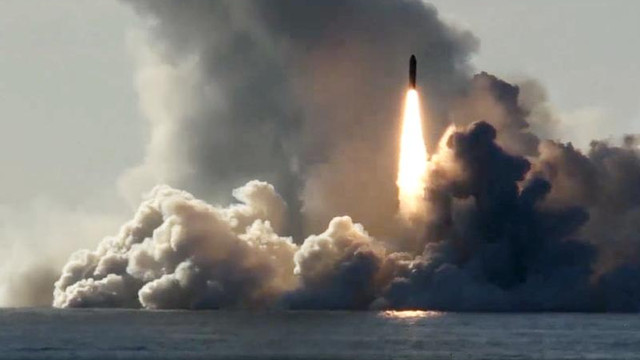 Rusia a testat rachete balistice lansate de pe submarine în Marea Barents