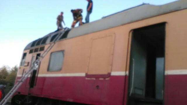 Trenul de pasageri de pe ruta Bălți-Ungheni s-a aprins în timpul deplasării