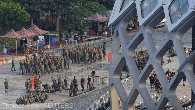 Trupe chineze la frontiera cu Hong Kong. Donald Trump se implică 