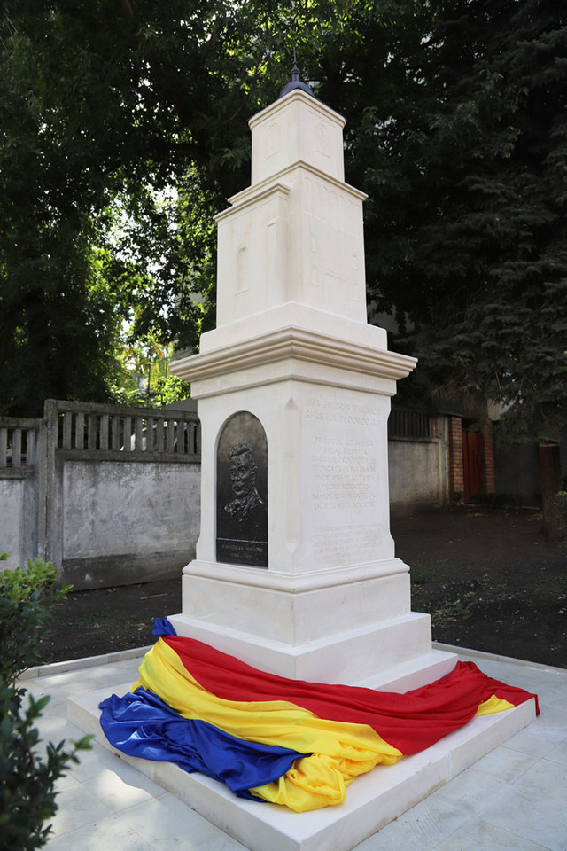 Un monument în memoria bisericii „Sfântul Proroc Ilie”, distrusă în 1960 de către autoritățile sovietice, a fost inagurat la Chișinău