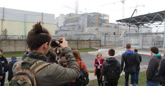 FOTOGRAFII printre ruine: Cum serialul TV a schimbat turismul la Cernobîl
