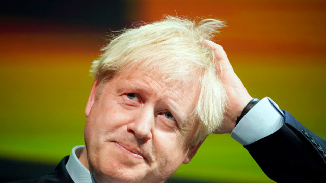 Premierul britanic, Boris Johnson, huiduit de protestatari, la Luxemburg