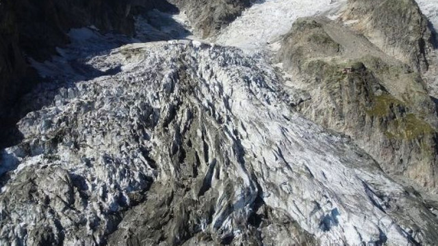 Măsuri de precauție în Italia, pe fondul deplasării unui ghețar din Mont Blanc