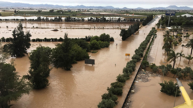 Spania | Cel puțin cinci morți și mii de persoane evacuate în două zile din cauza inundațiilor