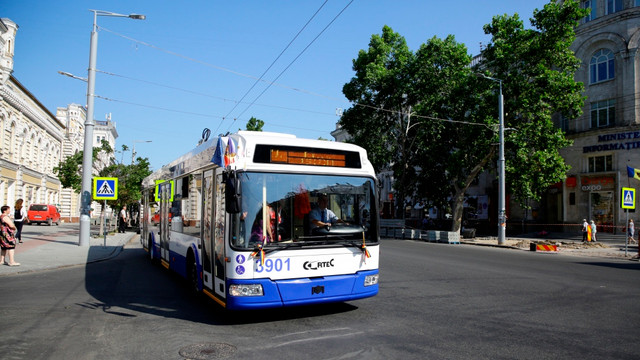 În acest sfârșit de săptămână, la Chișinău vor fi blocate câteva străzi. Traseele transportului public vor fi modificate