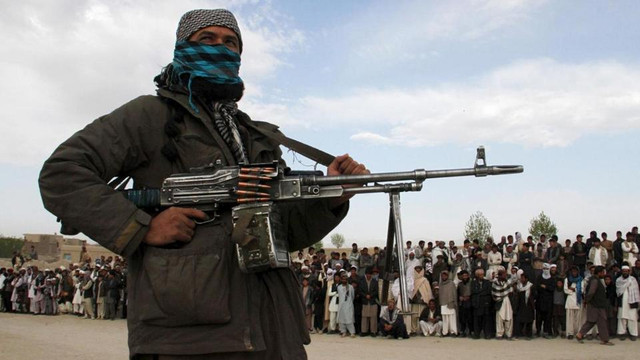 Un nou atac masiv în apropierea provinciei Farah, în vestul Afganistanului. Talibanii încearcă să preia controlul unei închisori 