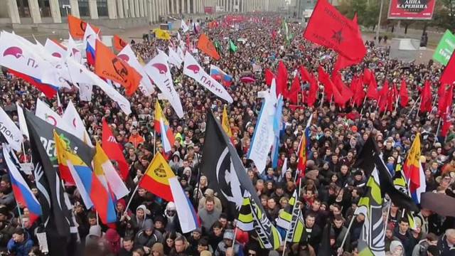 Manifestație de amploare la Moscova. 20.000 de oameni au cerut în stradă eliberarea deținuților politic
