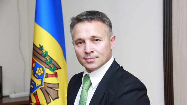 Alegeri locale 2019 | Fostul membru al CSM, Teodor Cârnaț, înregistrat oficial în cursa pentru Primăria Chișinău