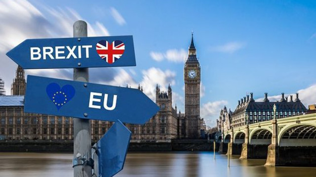 Parlamentarii britanici, dispuși să meargă în instanță dacă Boris Johnson refuză întârzierea Brexitului