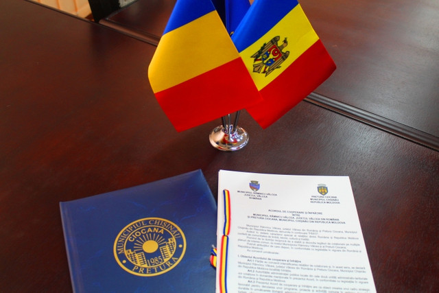 Sectorul Ciocana s-a înfrățit cu municipiul Râmnicu Vâlcea din România