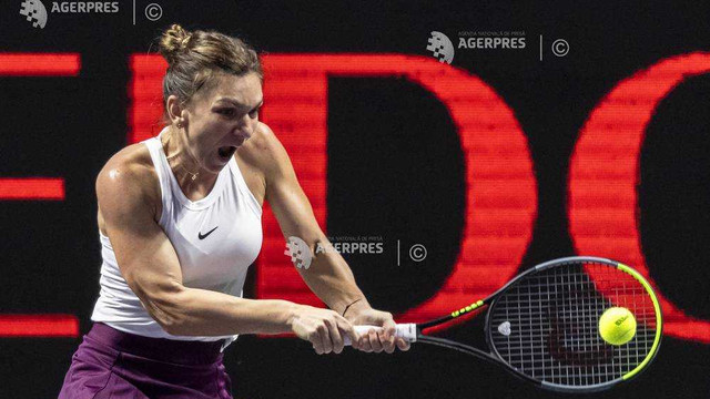Tenis: Simona Halep a învins-o pe Bianca Andreescu la Turneul Campioanelor
