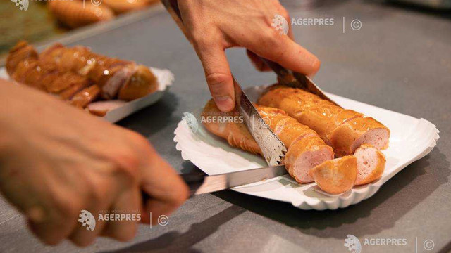 Pesta porcină din China majorează prețul cârnaților în Germania