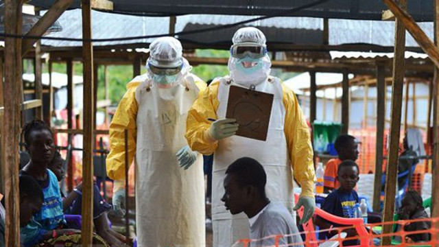 Organizația Mondială a Sănătății anunță că rata de transmitere a infecției cu virusul Ebola a scăzut foarte mult