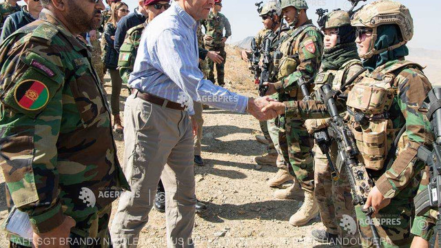 Șeful Pentagonului, Mark Esper, discută la Bagdad despre retragerea trupelor americane din Siria