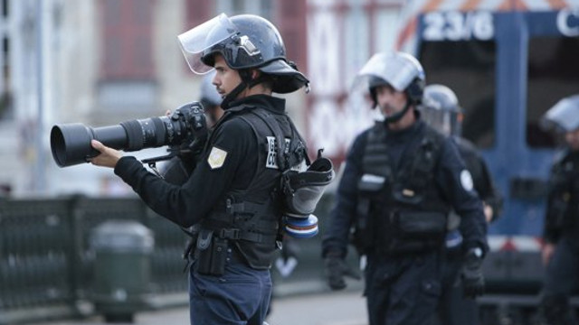Patru polițiști uciși, în urma unui atac în sediul central al poliției din Paris. Atacatorul, fost coleg cu cei omorâți
