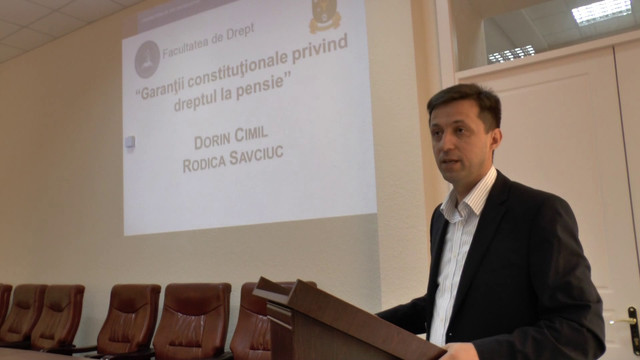 Dorin Cimil: CEC este gata să examineze posibilitatea de a extinde programul unor secții de votare din străinătate dacă va fi necesar (TVR MOLDOVA)
