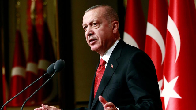 Recep Tayyip Erdogan a salutat  anunțul făcut în ajun de Pentagon, conform căruia SUA vor retrage până la 1.000 de soldați din nordul Siriei