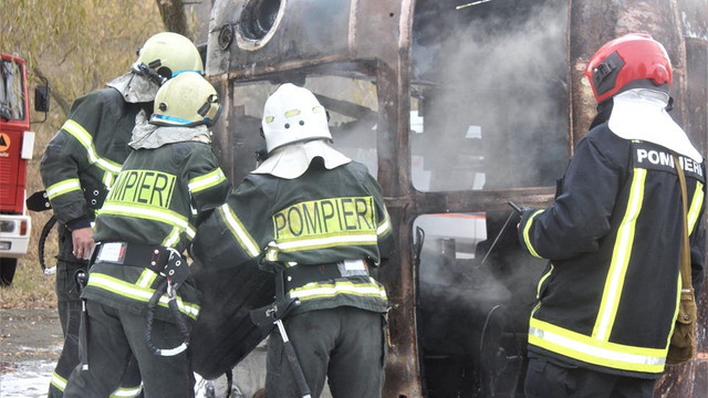 GALERIE FOTO/ VIDEO | 200 de salvatori și pompieri au fost alertați în nordul țării 
