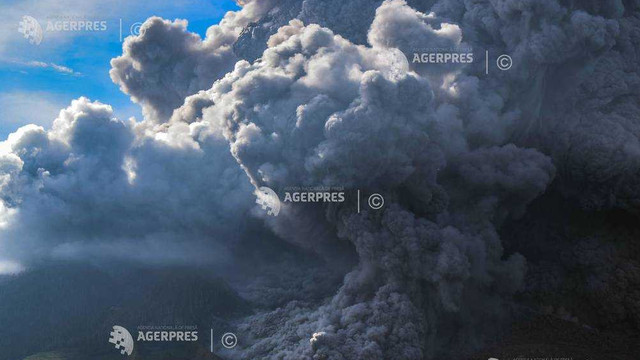 Un vulcan a erupt pe o insulă din sud-estul Japoniei