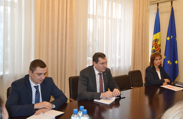 Viceprim-ministrul Pușcuța a avut o întâlnire cu Asociația Investitorilor din România