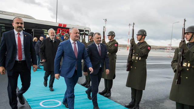 Igor Dodon întreprinde o vizită oficială în Turcia, „partenerul strategic” al R.Moldova, potrivit președintelui