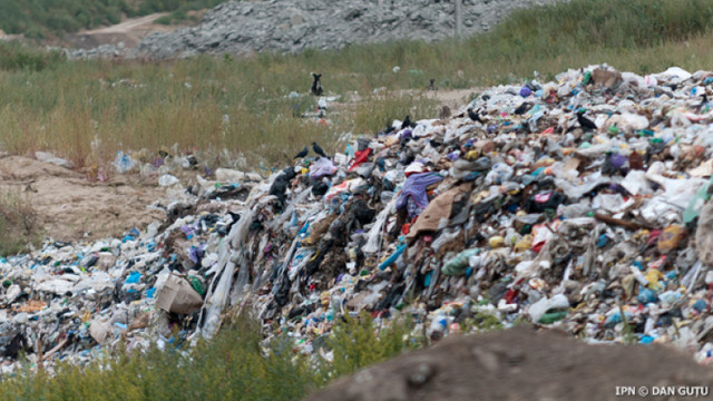 Din 1 ianuarie, evacuarea deșeurilor la Tânțăreni ar putea fi stopată