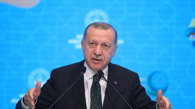 Recep Tayyip Erdogan amenință că Turcia ar putea interveni militar în Libia