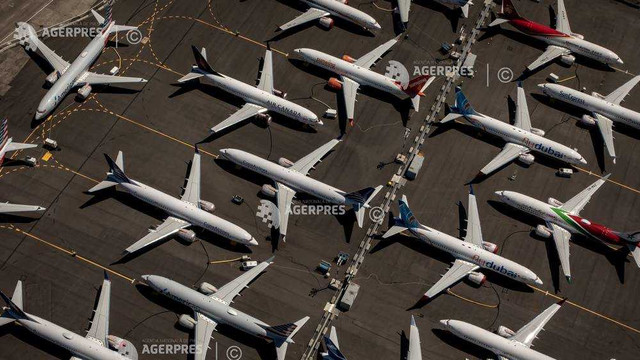 Compania Boeing își încetează temporar producția de avioane 737 MAX