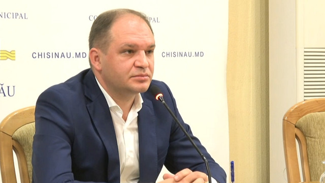 Primarul Capitalei, Ion Ceban, pleacă în concediu pentru a-l susține pe Igor Dodon în campania electorală