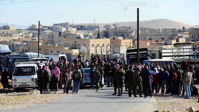 Siria: 25.000 de civili, refugiați din Idlib spre Turcia în ultimele două zile (presa turcă)