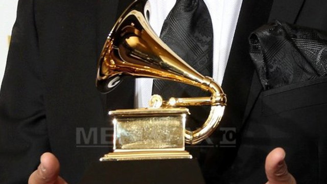 Românul câștigător la Grammy cu Orchestra Simfonică din Philadelphia și violonista Nicola Benedetti