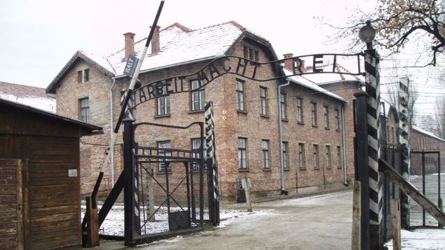 Marcarea a 75 de ani de la eliberarea lagărului Auschwitz-Birkenau

