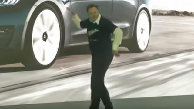 Tesla doboară toate recordurile și poate deveni cea mai valoroasă companie auto din lume
