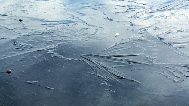 Hidrologii au emis până pe 12 februarie avertizare de gheață subțire