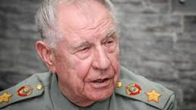 Mareșalul fostei Uniuni Sovietice, Dmitri Iazov, care a fost acuzat de înaltă trădare, a încetat din viață