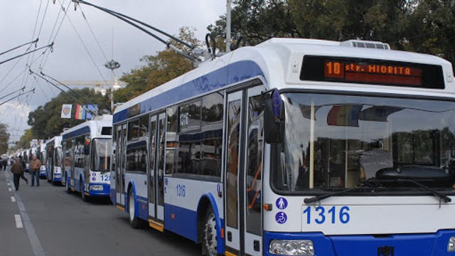Transportul public din Chișinău va funcționa conform unui program restrâns