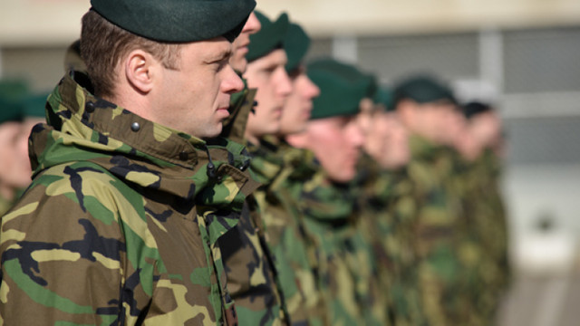 Guvernul a decis câți tineri vor fi încorporați în serviciul militar în aprilie-iulie 