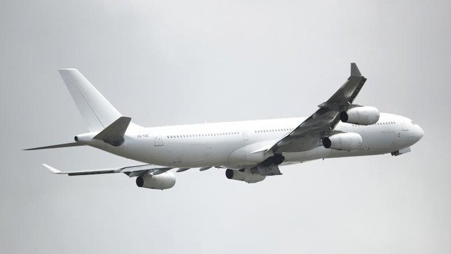 TABEL | Prețul biletelor la zborurile charter organizate în următoarele două săptămâni
