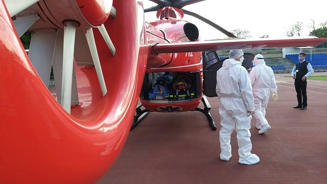FOTO | O nouă intervenție aero–medicală SMURD în R.Moldova. Un tânăr a fost transportat de la Ocnița la Chișinău