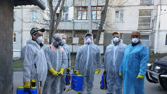 Peste 600 de angajați DGLCA au asigurat dezinfecția în Chișinău săptămâna trecută