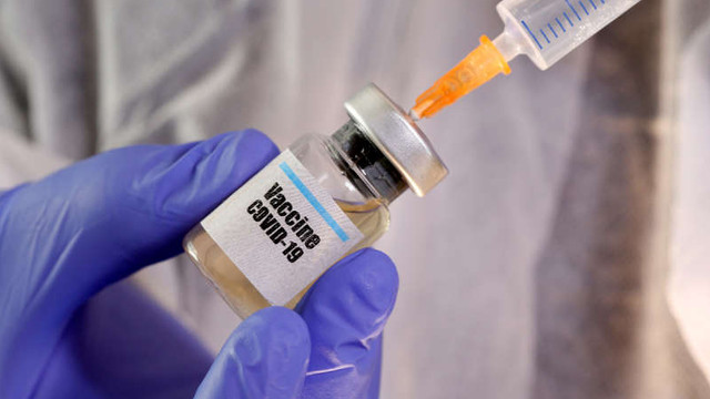 Coronavirus: Cercetători britanici au inițiat producția unui vaccin înainte ca acesta să-și dovedească eficacitatea
