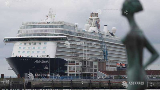 Germania: Aproape 3.000 de persoane de la bordul unei nave de croazieră, testate pentru coronavirus