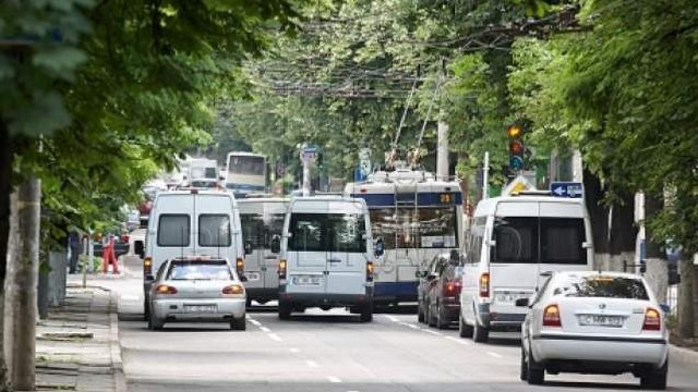 ESTIMARE | Cum poate fi soluționată problema transportului public în Chișinău. Este nevoie de aproape un miliard de lei